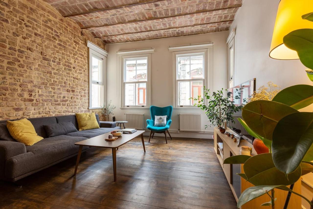 Renovated Apartment At The Heart Of Istanbul With Huge Terrace Istambul Exterior foto