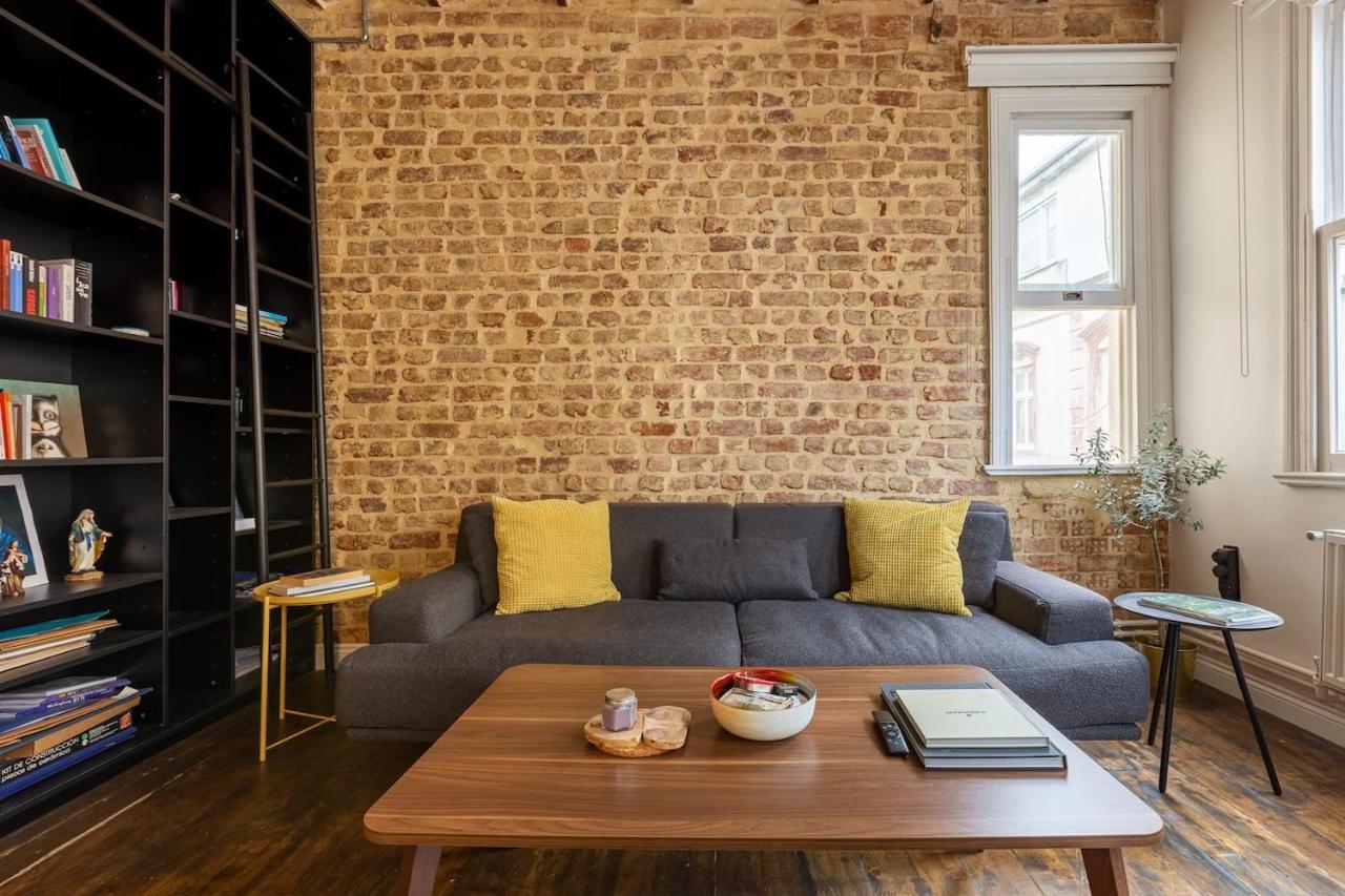 Renovated Apartment At The Heart Of Istanbul With Huge Terrace Istambul Exterior foto